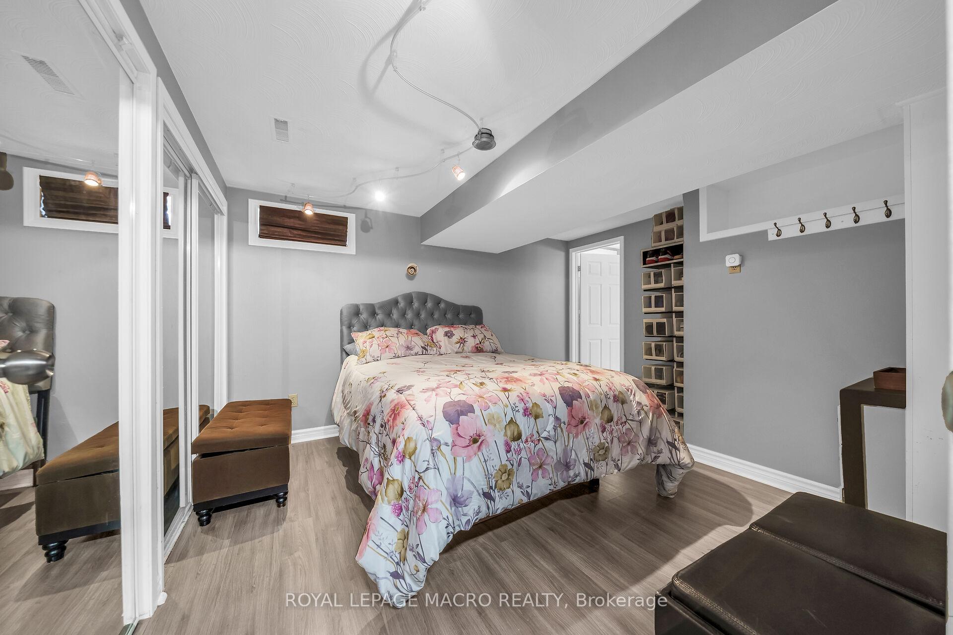 Photo 32 of 20 Sprucehill Drive, Brant, Brantford Twp — HOMEH