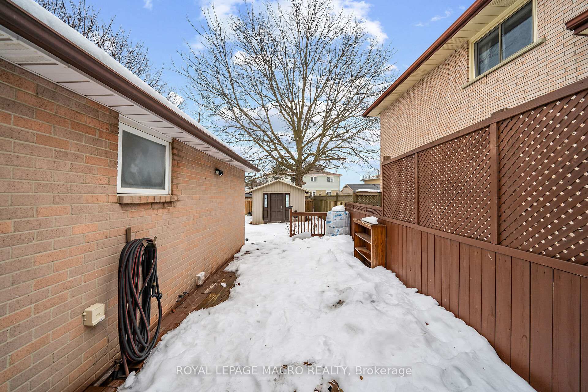 Photo 45 of 20 Sprucehill Drive, Brant, Brantford Twp — HOMEH