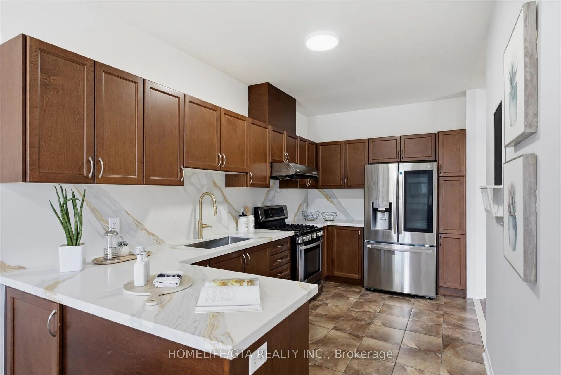 Photo 5 of 52 Coleluke Lane, Markham, Middlefield — HOMEH