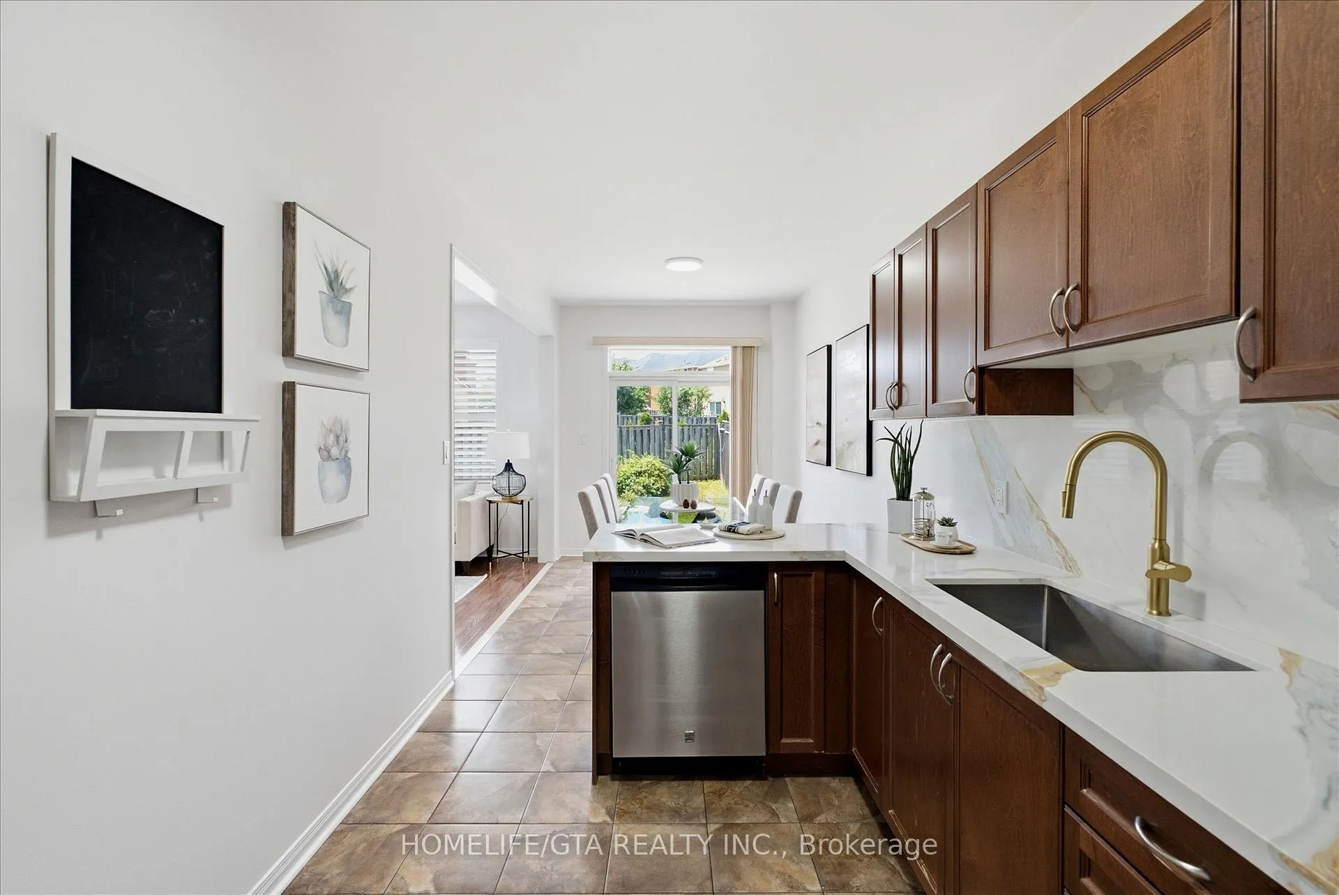 Photo 10 of 52 Coleluke Lane, Markham, Middlefield — HOMEH