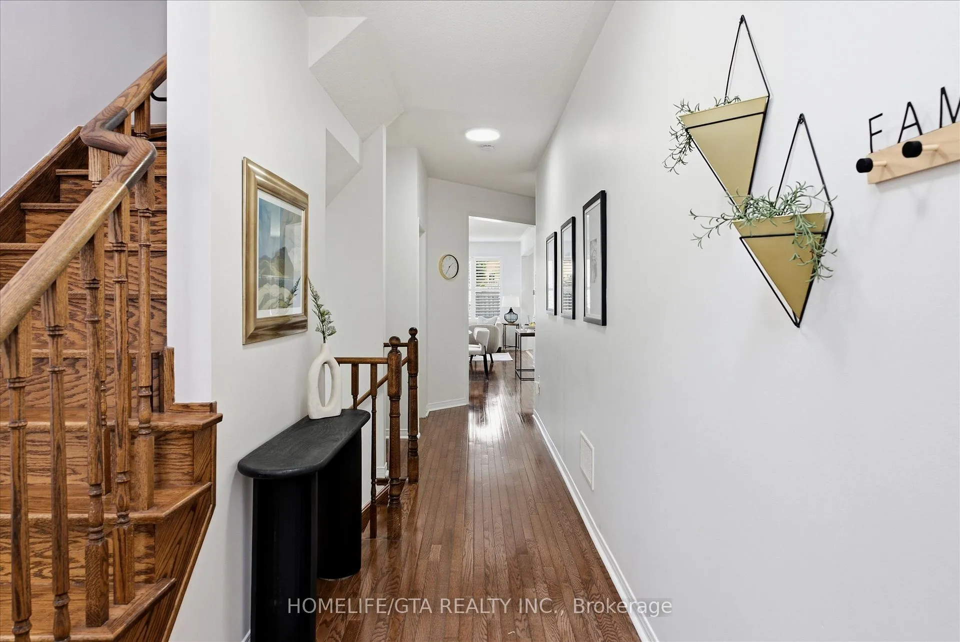 Photo 17 of 52 Coleluke Lane, Markham, Middlefield — HOMEH