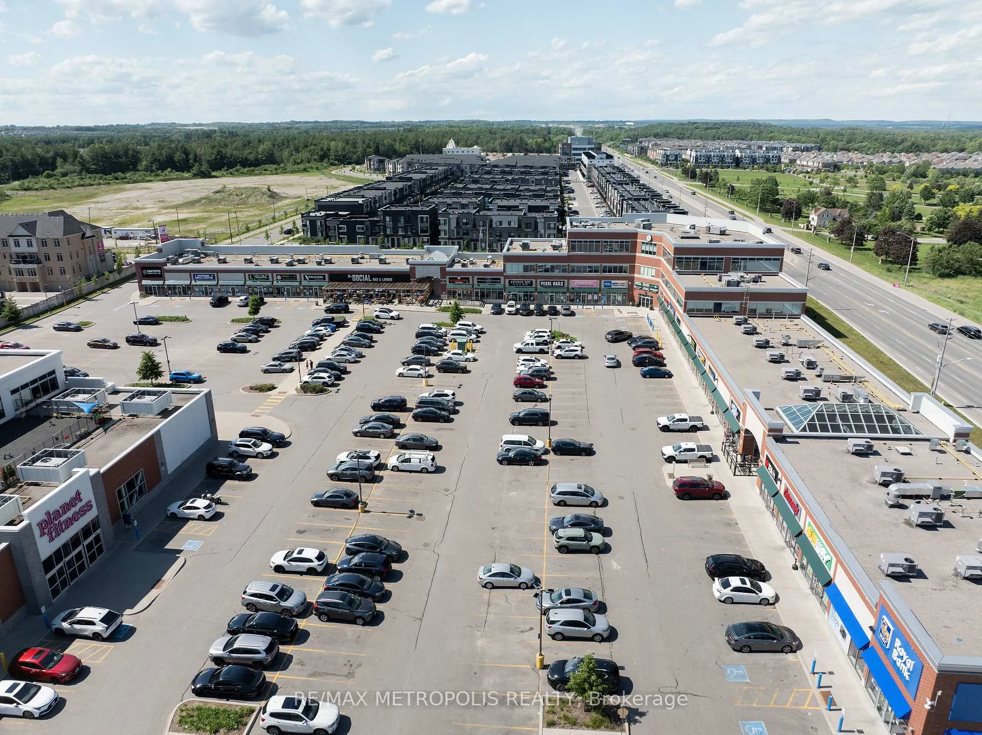 Photo 28 of Unit 109, 1695 Dersan Street, Pickering, Duffin Heights — HOMEH