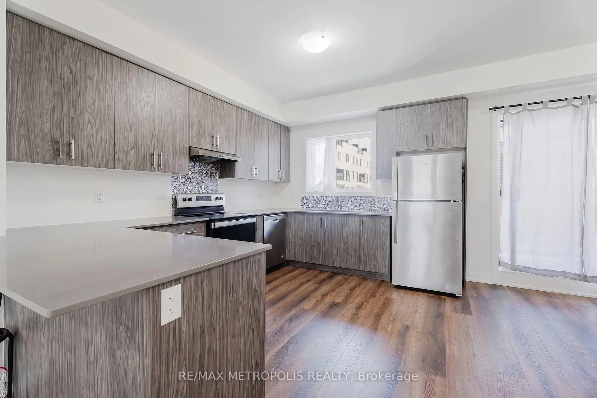 Photo 8 of Unit 109, 1695 Dersan Street, Pickering, Duffin Heights — HOMEH
