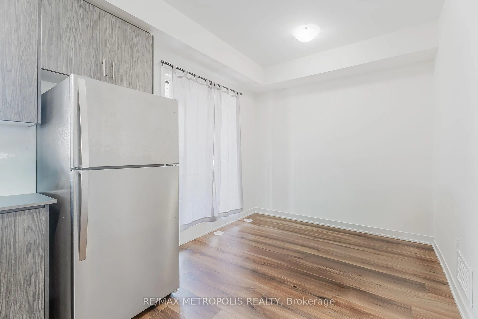 Photo 9 of Unit 109, 1695 Dersan Street, Pickering, Duffin Heights — HOMEH
