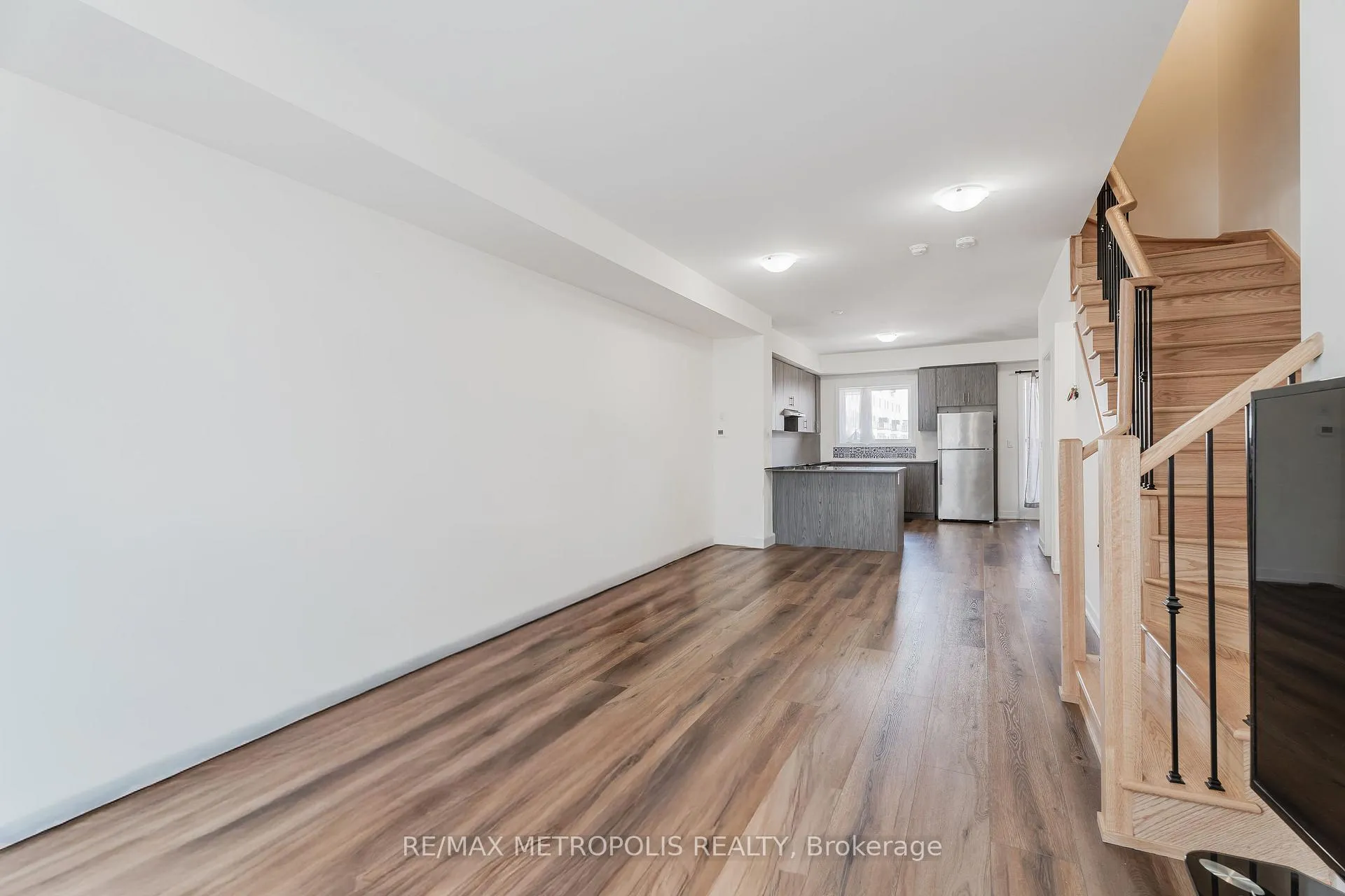 Photo 14 of Unit 109, 1695 Dersan Street, Pickering, Duffin Heights — HOMEH