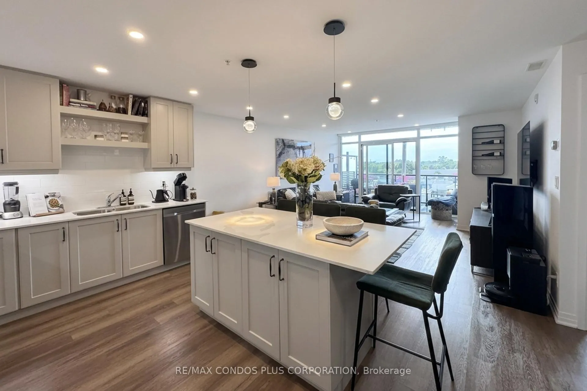 Photo 1 of Unit 501, 5 Hamilton Street N, Hamilton, Waterdown — HOMEH