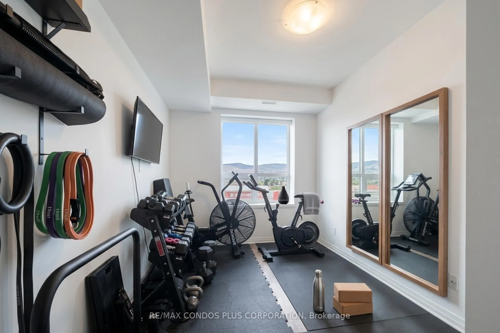 Photo 10 of Unit 501, 5 Hamilton Street N, Hamilton, Waterdown — HOMEH