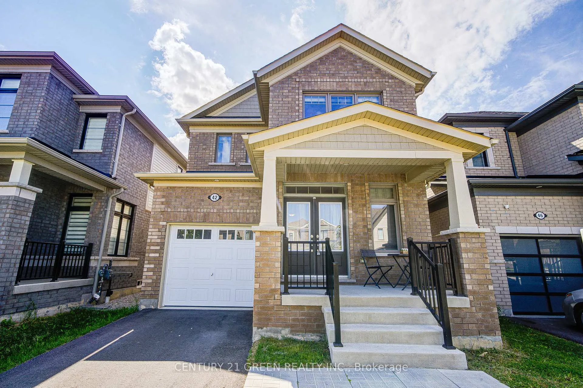 Photo 3 of 42 Spicer Street, Centre Wellington, Fergus — HOMEH