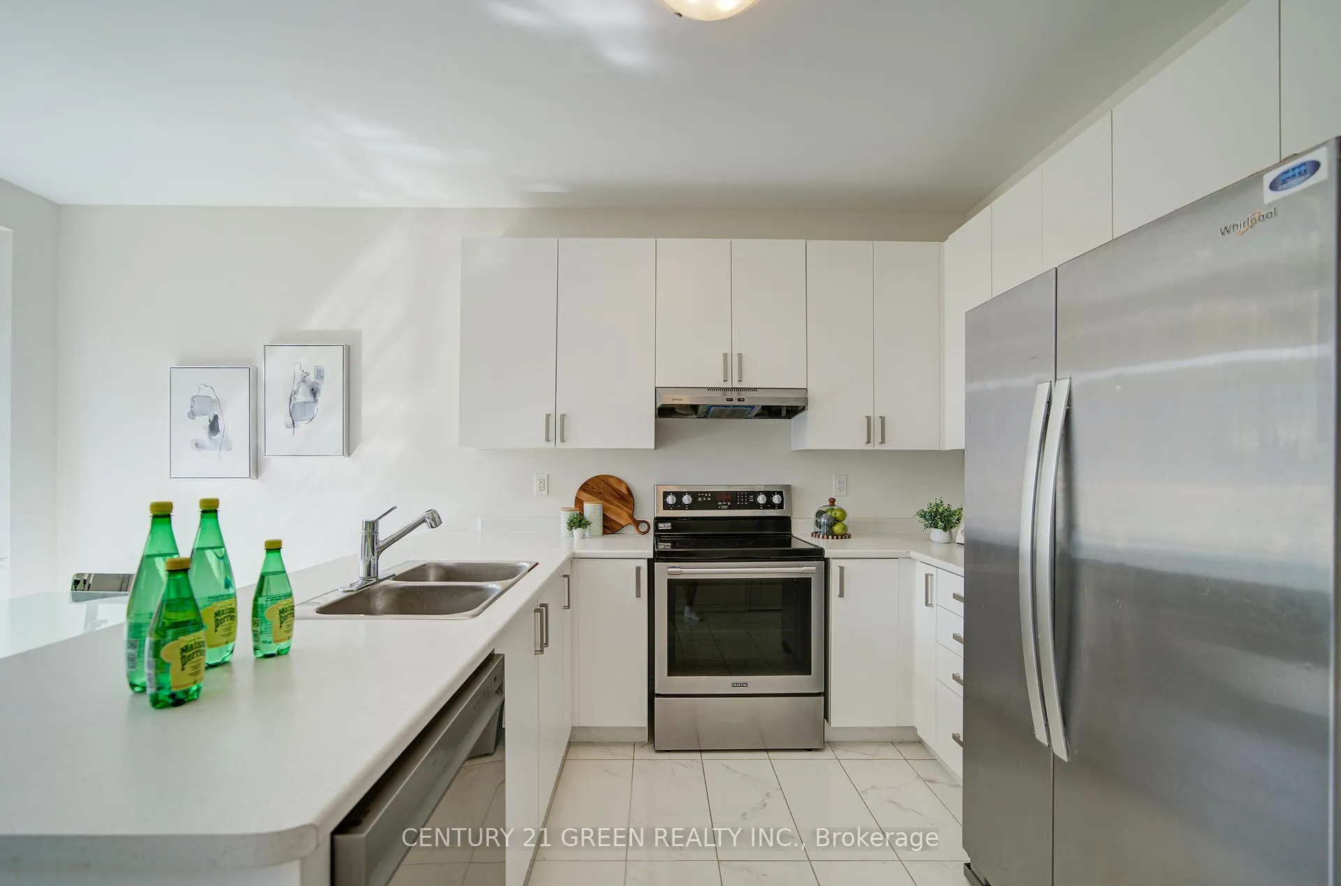 Photo 13 of 42 Spicer Street, Centre Wellington, Fergus — HOMEH