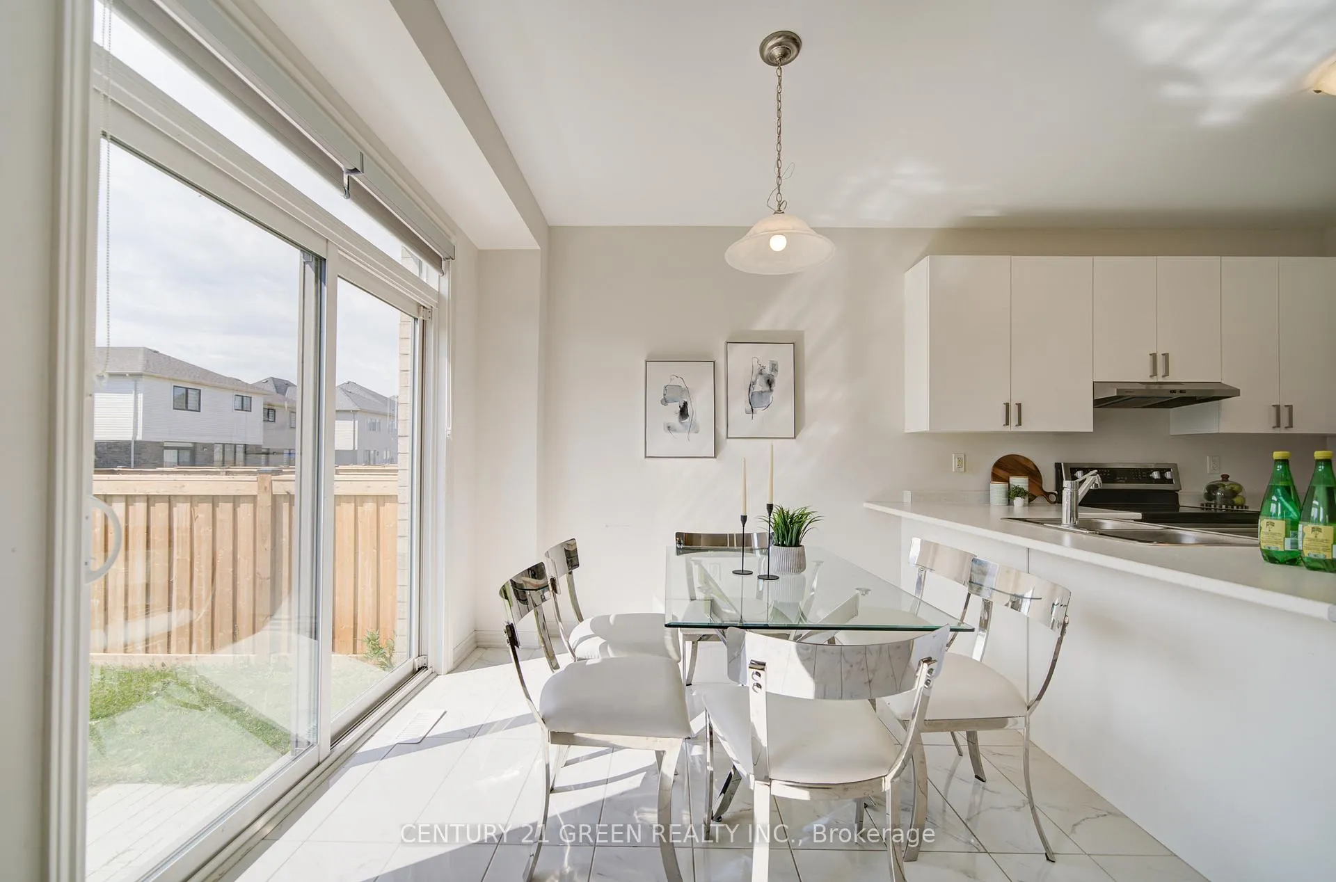 Photo 16 of 42 Spicer Street, Centre Wellington, Fergus — HOMEH