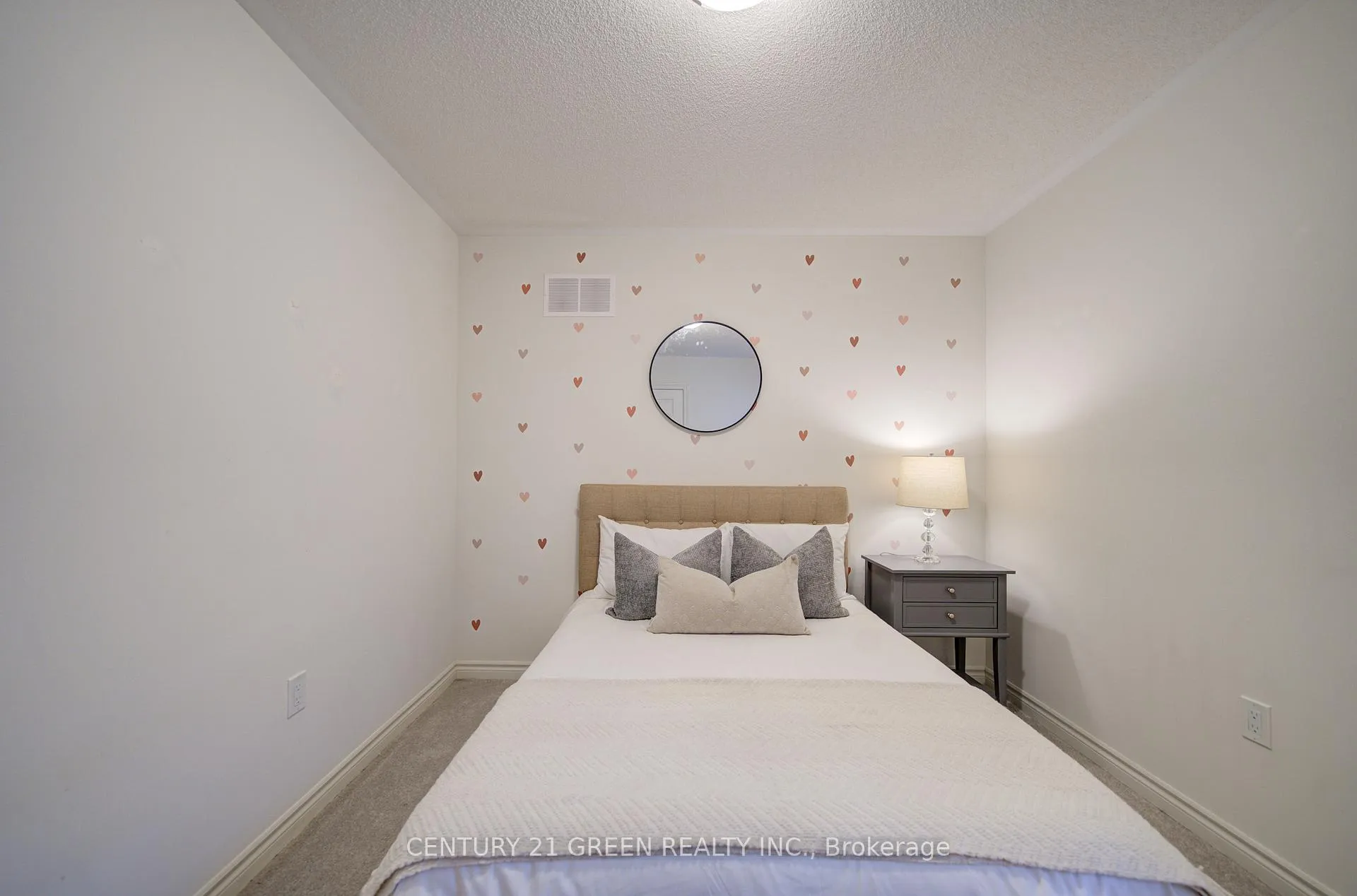 Photo 41 of 42 Spicer Street, Centre Wellington, Fergus — HOMEH