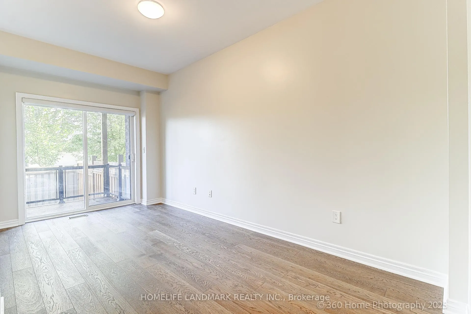Photo 7 of 57 Laskin Drive, Vaughan, Patterson — HOMEH
