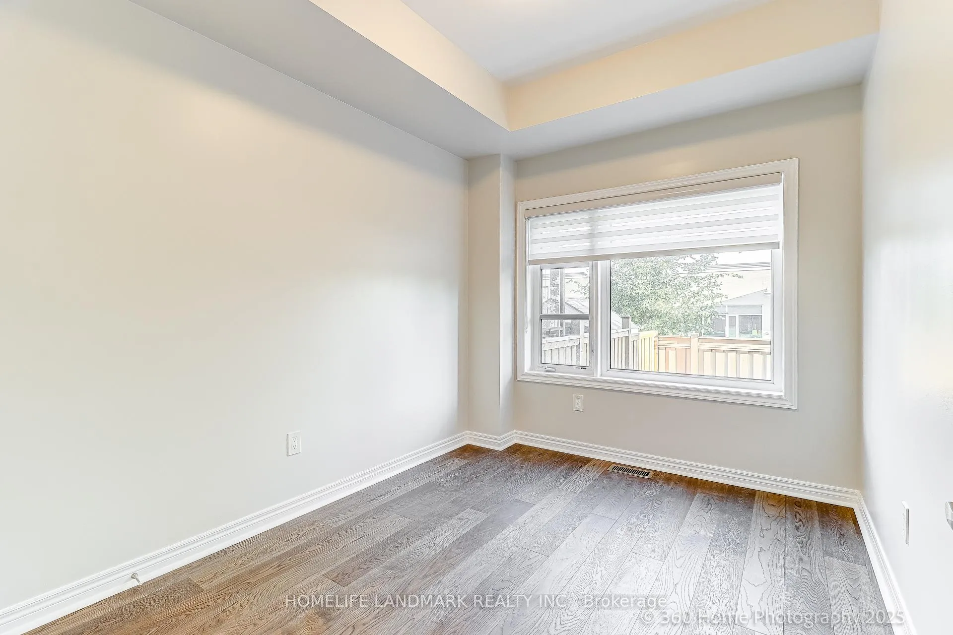 Photo 8 of 57 Laskin Drive, Vaughan, Patterson — HOMEH