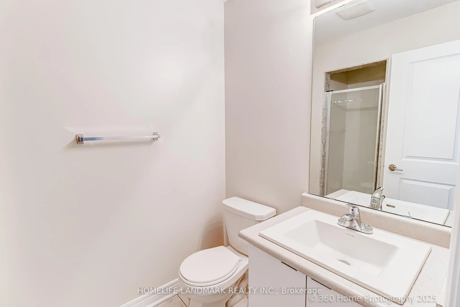 Photo 9 of 57 Laskin Drive, Vaughan, Patterson — HOMEH