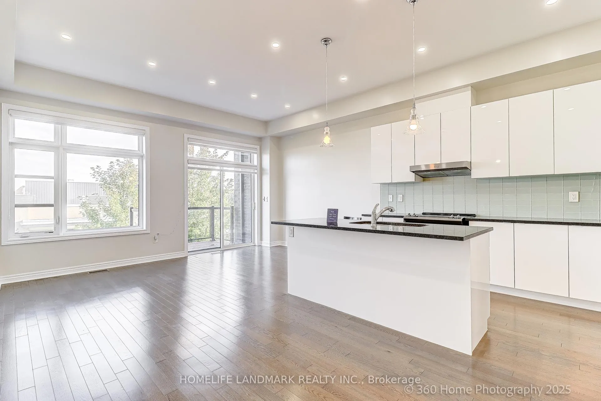Photo 14 of 57 Laskin Drive, Vaughan, Patterson — HOMEH