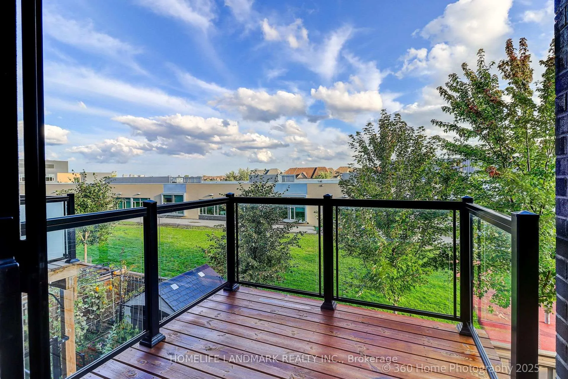 Photo 19 of 57 Laskin Drive, Vaughan, Patterson — HOMEH