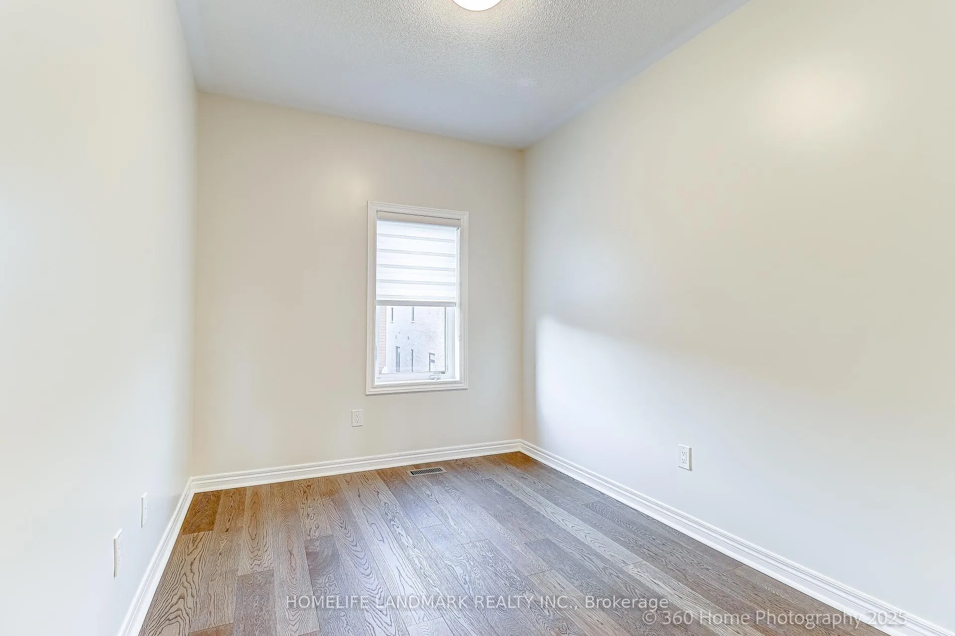 Photo 21 of 57 Laskin Drive, Vaughan, Patterson — HOMEH