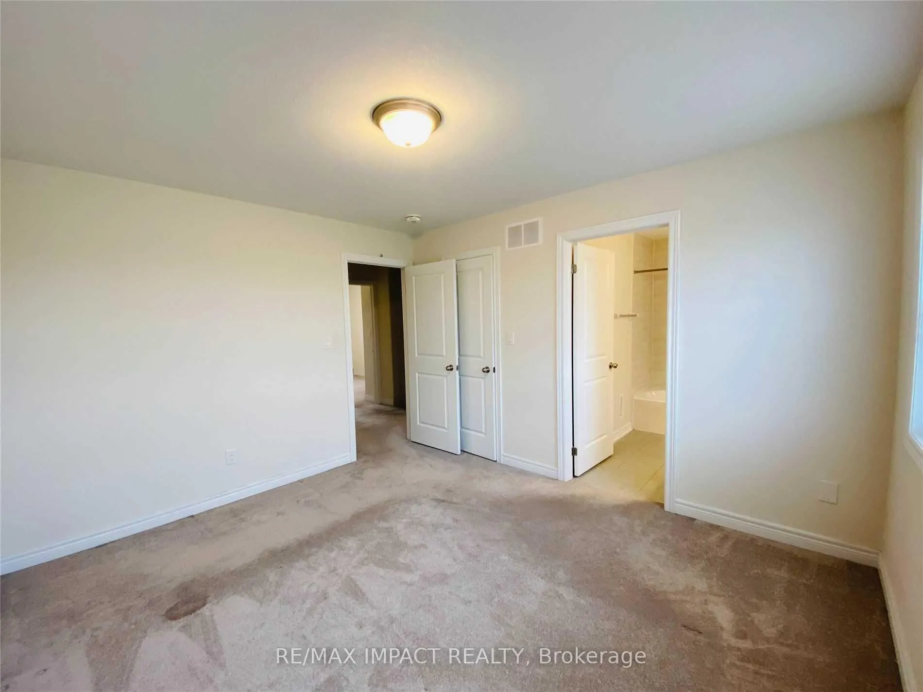 Photo 12 of 867 Broadway Boulevard, Peterborough, Northcrest Ward 5 — HOMEH