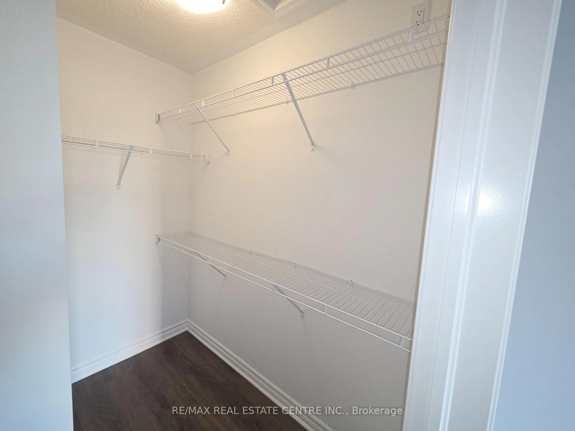 Photo 13 of 1478 Rutland Crescent, Milton, Bowes — HOMEH