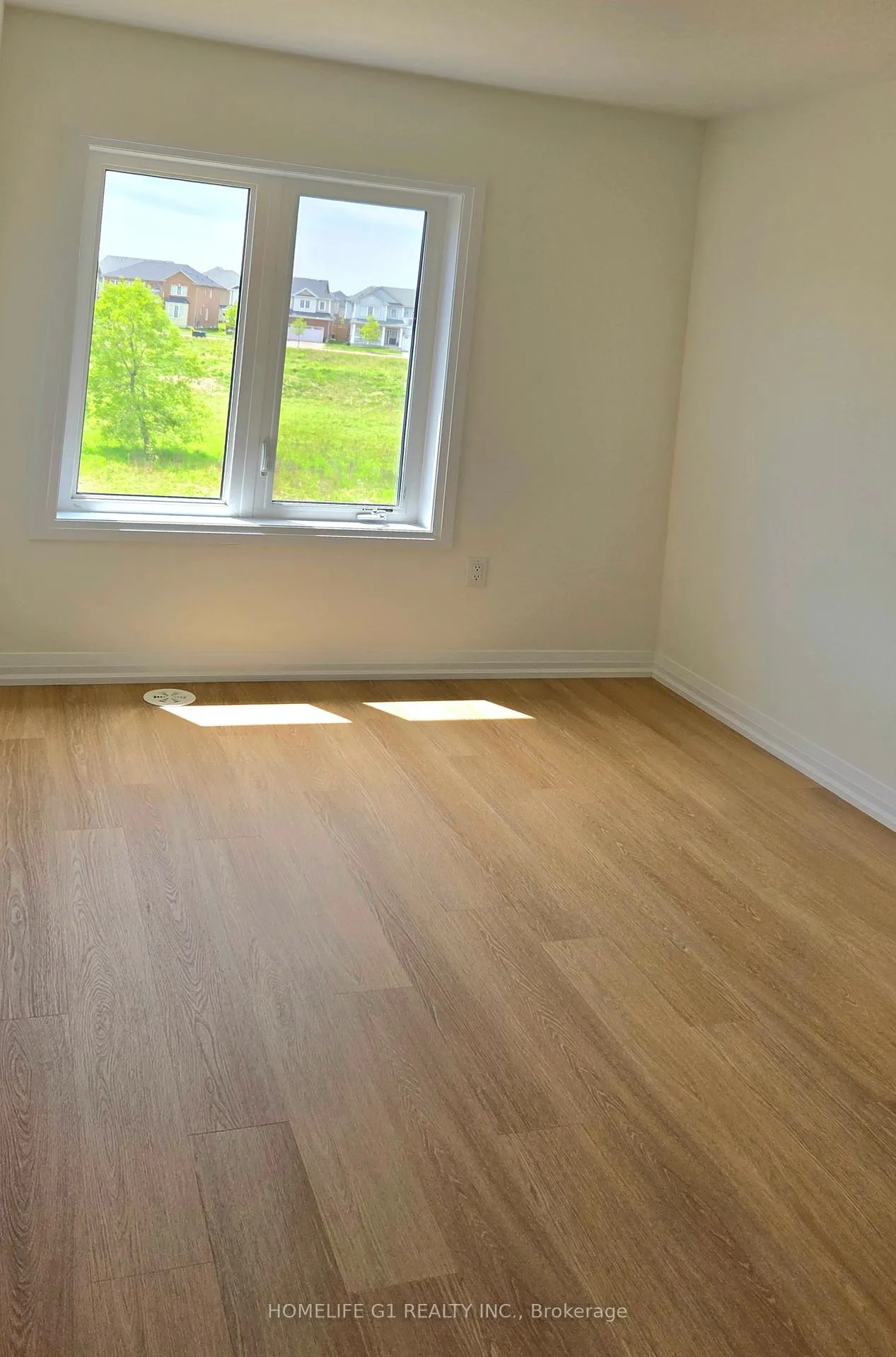 Photo 6 of Unit 40, 389 Conklin Road, Brantford, Empire South — HOMEH
