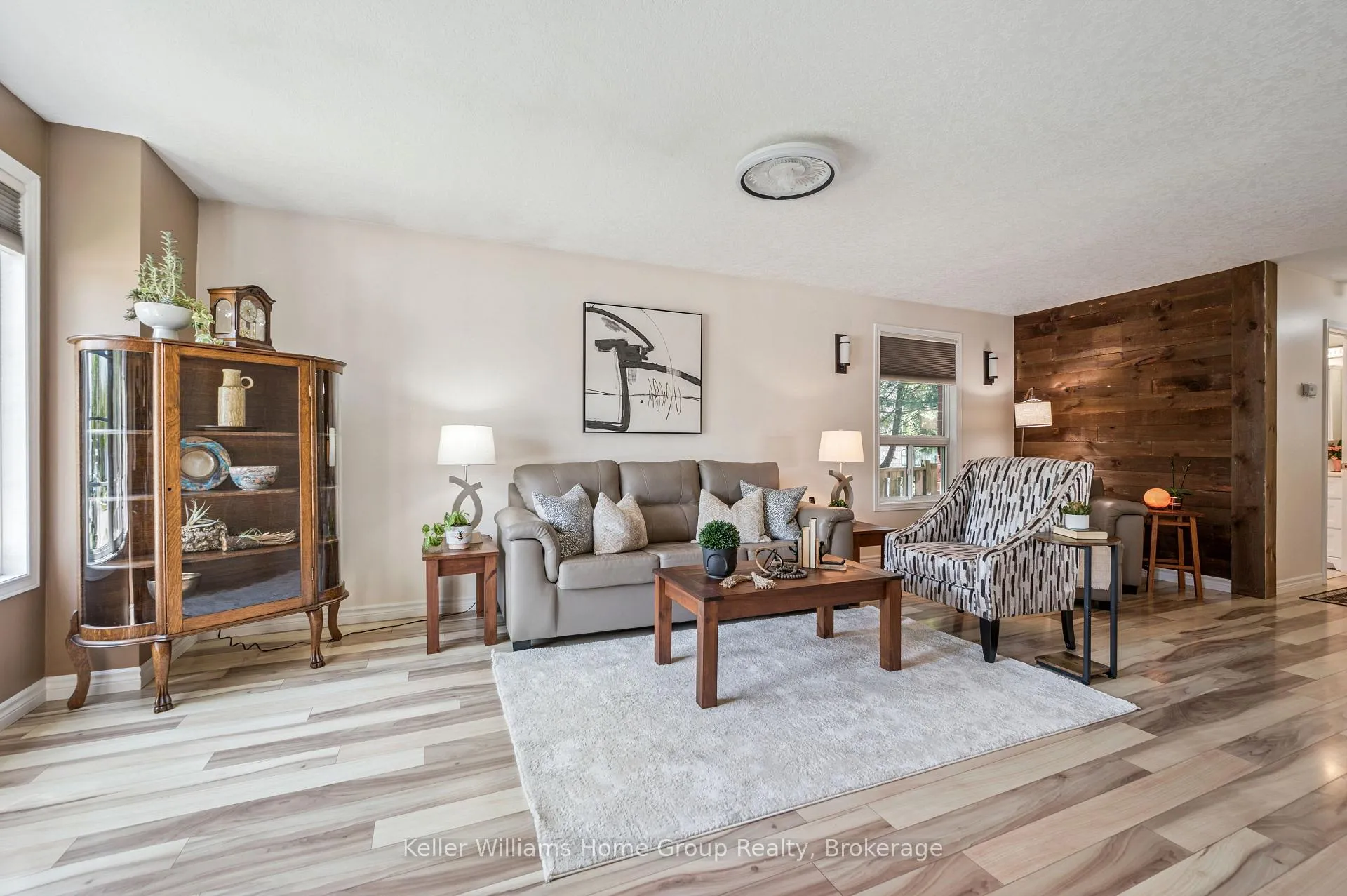 Photo 10 of 130 Bellamy Crescent, Centre Wellington, Fergus — HOMEH