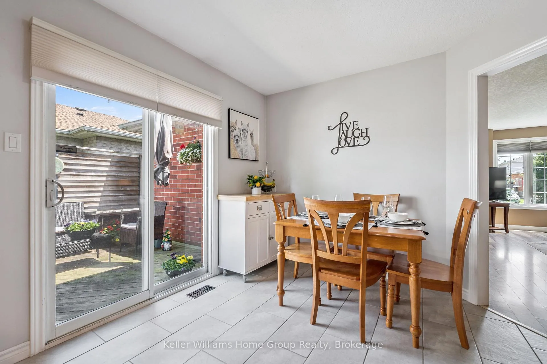 Photo 15 of 130 Bellamy Crescent, Centre Wellington, Fergus — HOMEH