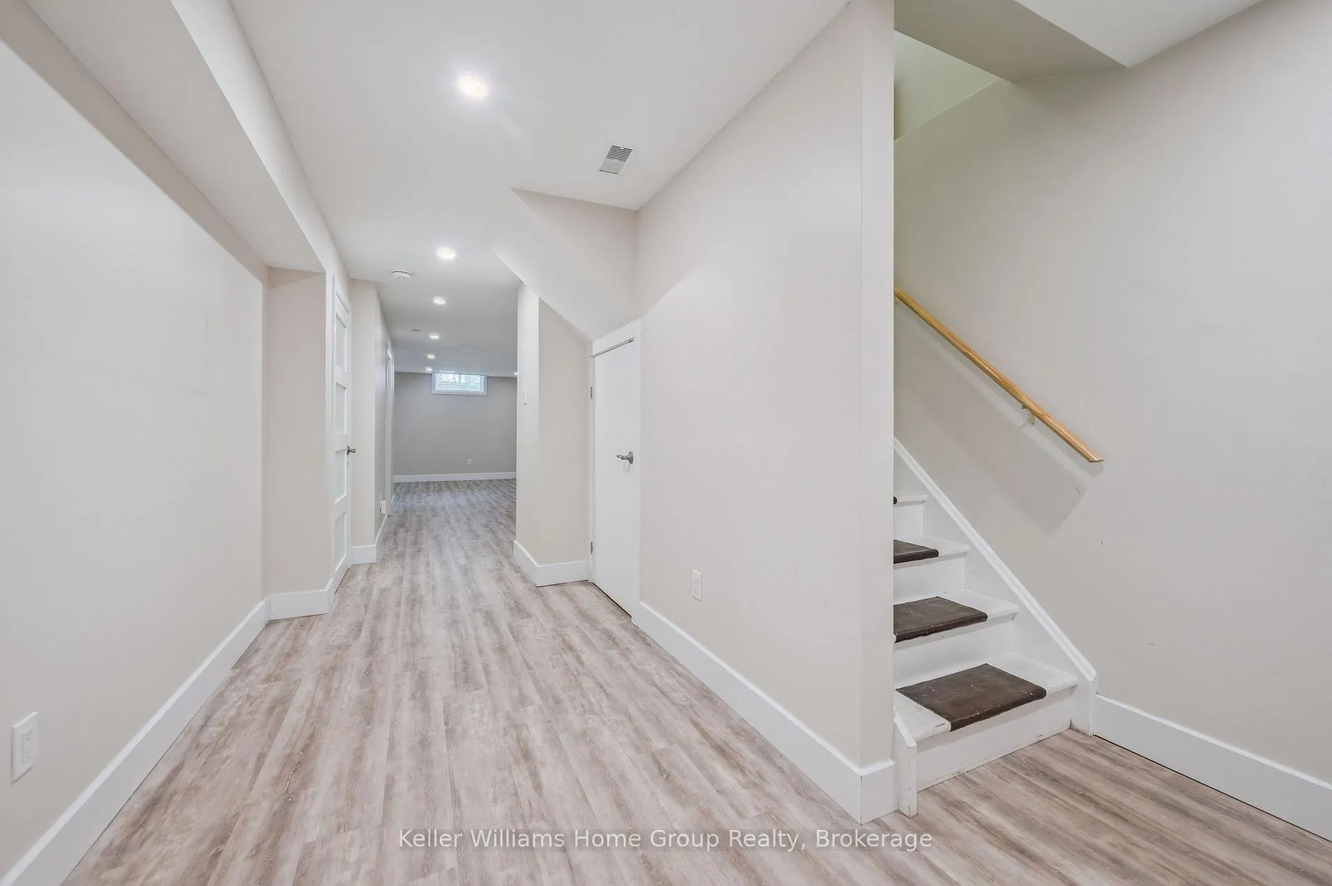 Photo 24 of 130 Bellamy Crescent, Centre Wellington, Fergus — HOMEH