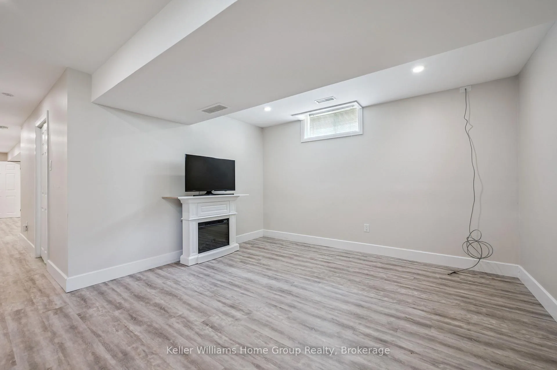 Photo 29 of 130 Bellamy Crescent, Centre Wellington, Fergus — HOMEH