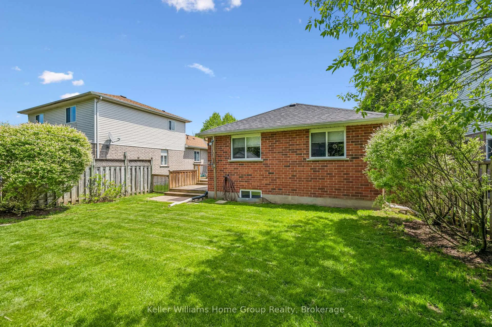 Photo 35 of 130 Bellamy Crescent, Centre Wellington, Fergus — HOMEH