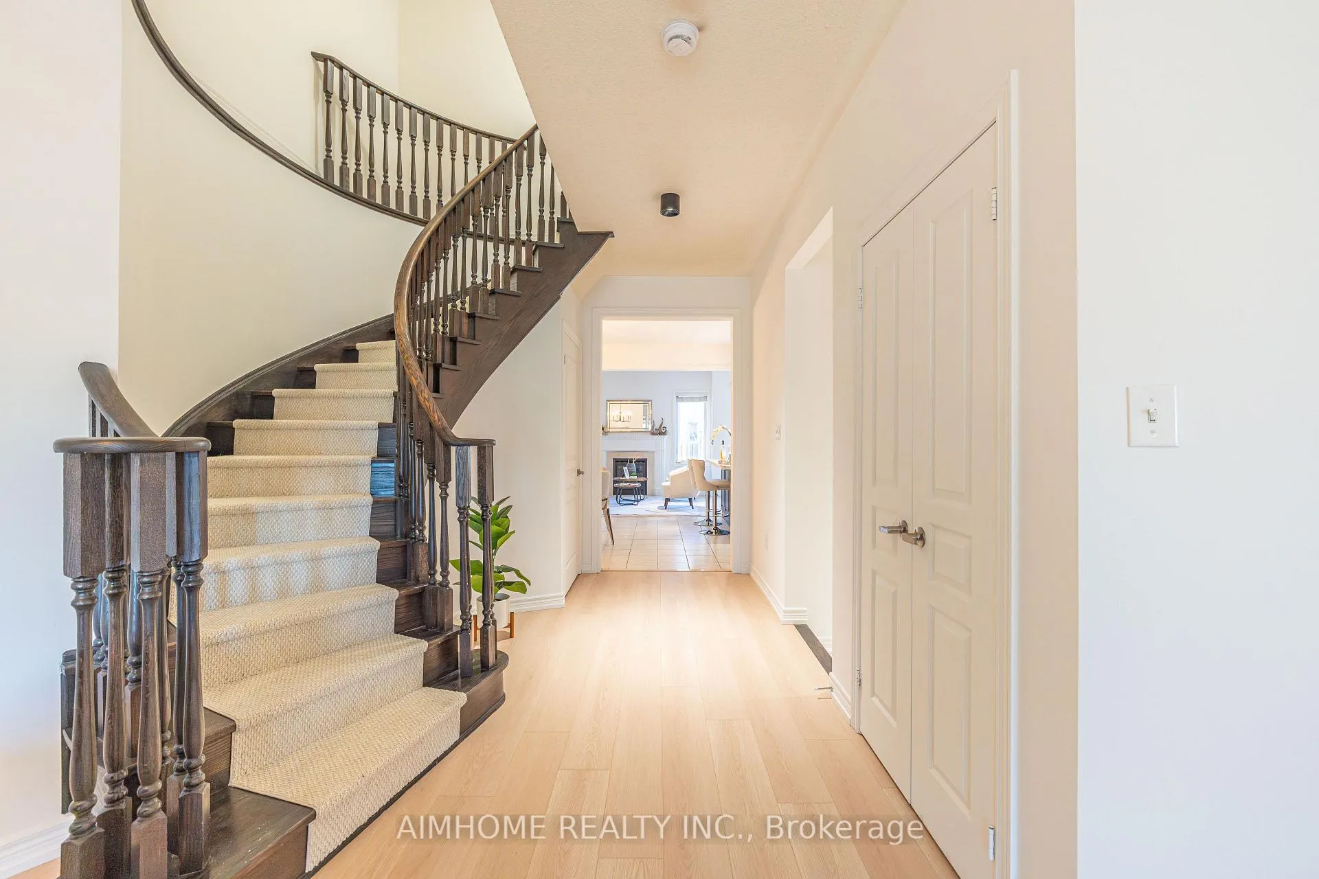 Photo 23 of 44 Nipigon Avenue, Markham, Berczy — HOMEH