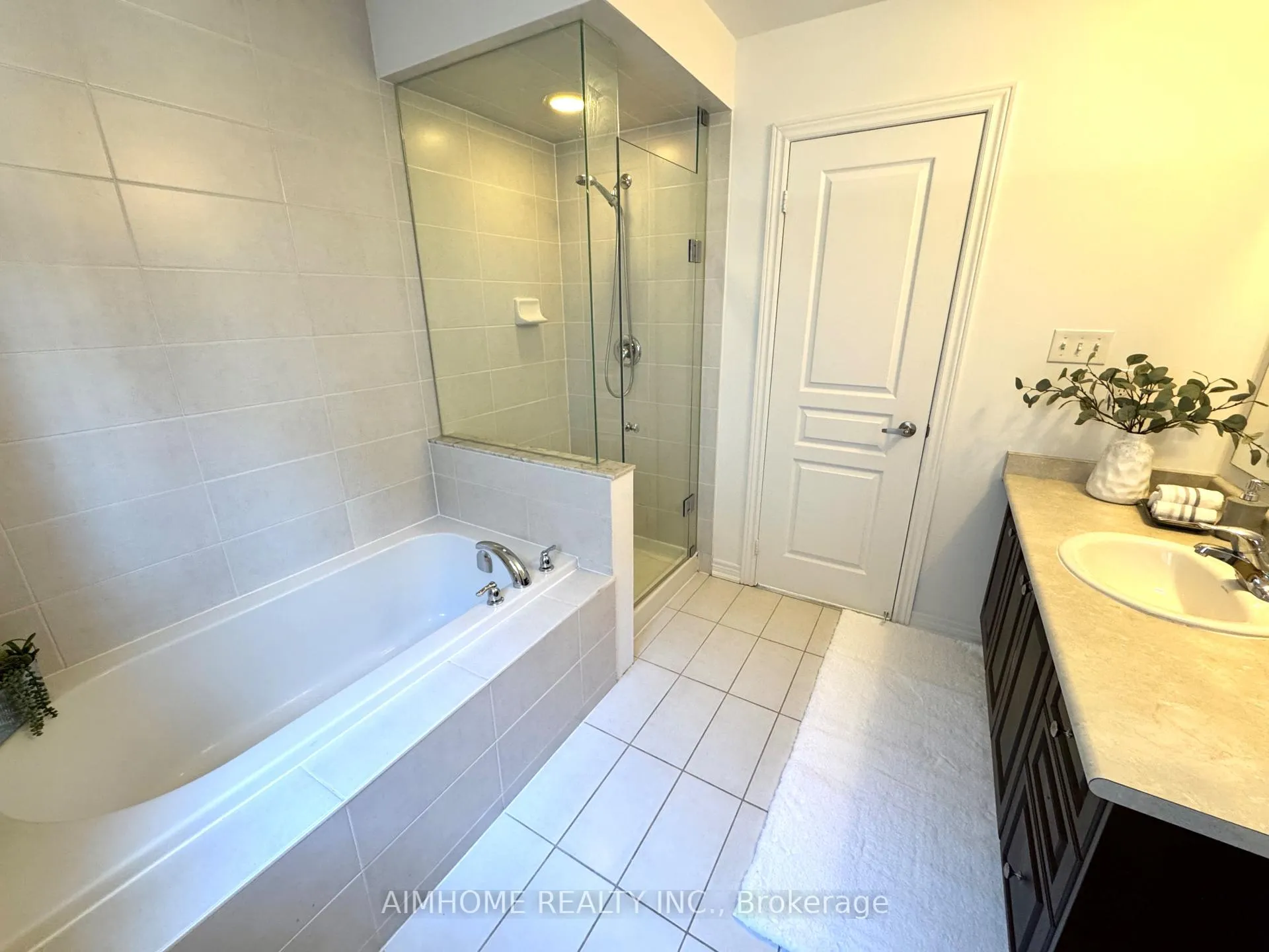 Photo 50 of 44 Nipigon Avenue, Markham, Berczy — HOMEH