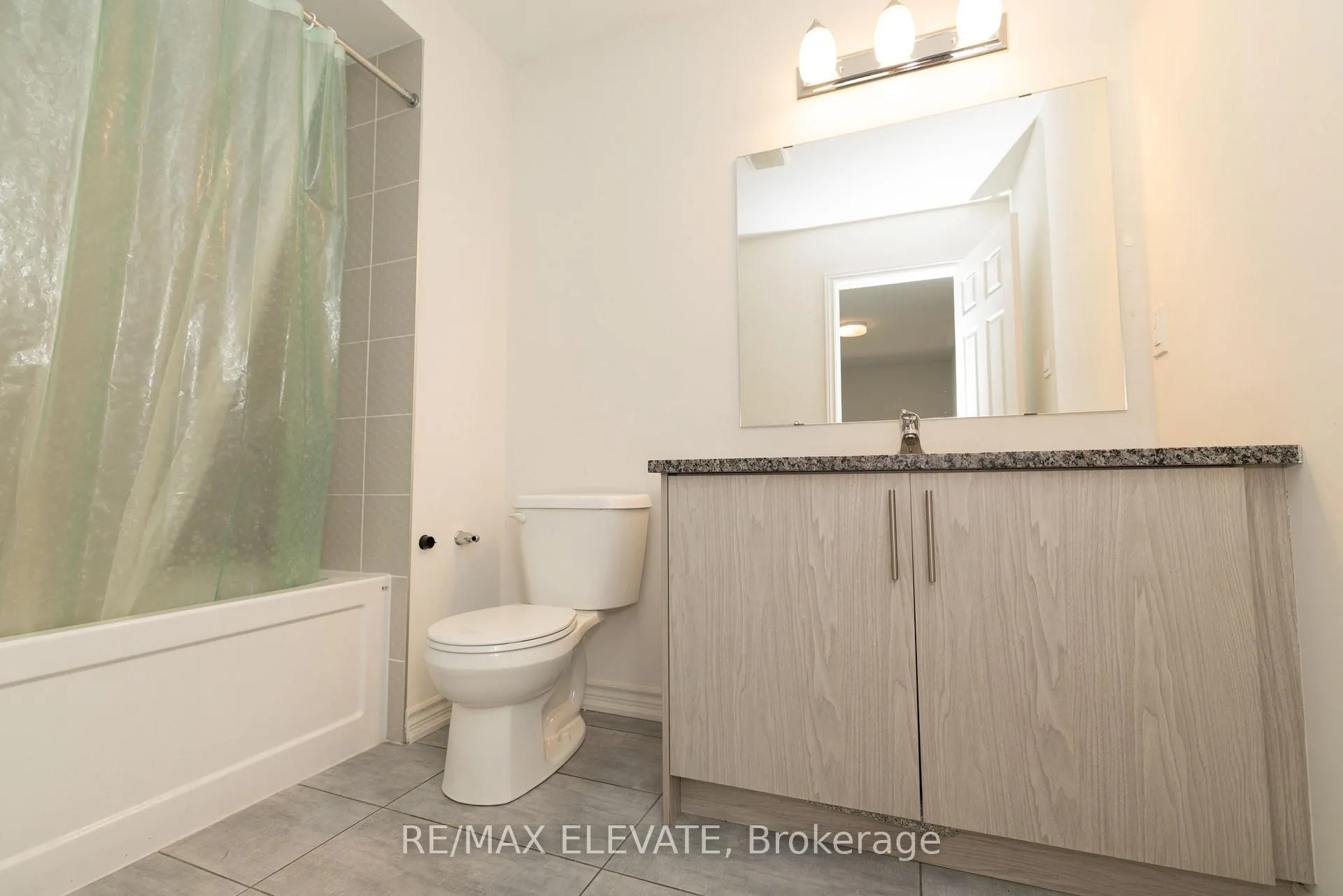 Photo 12 of 484 Trevor Street, Cobourg — HOMEH