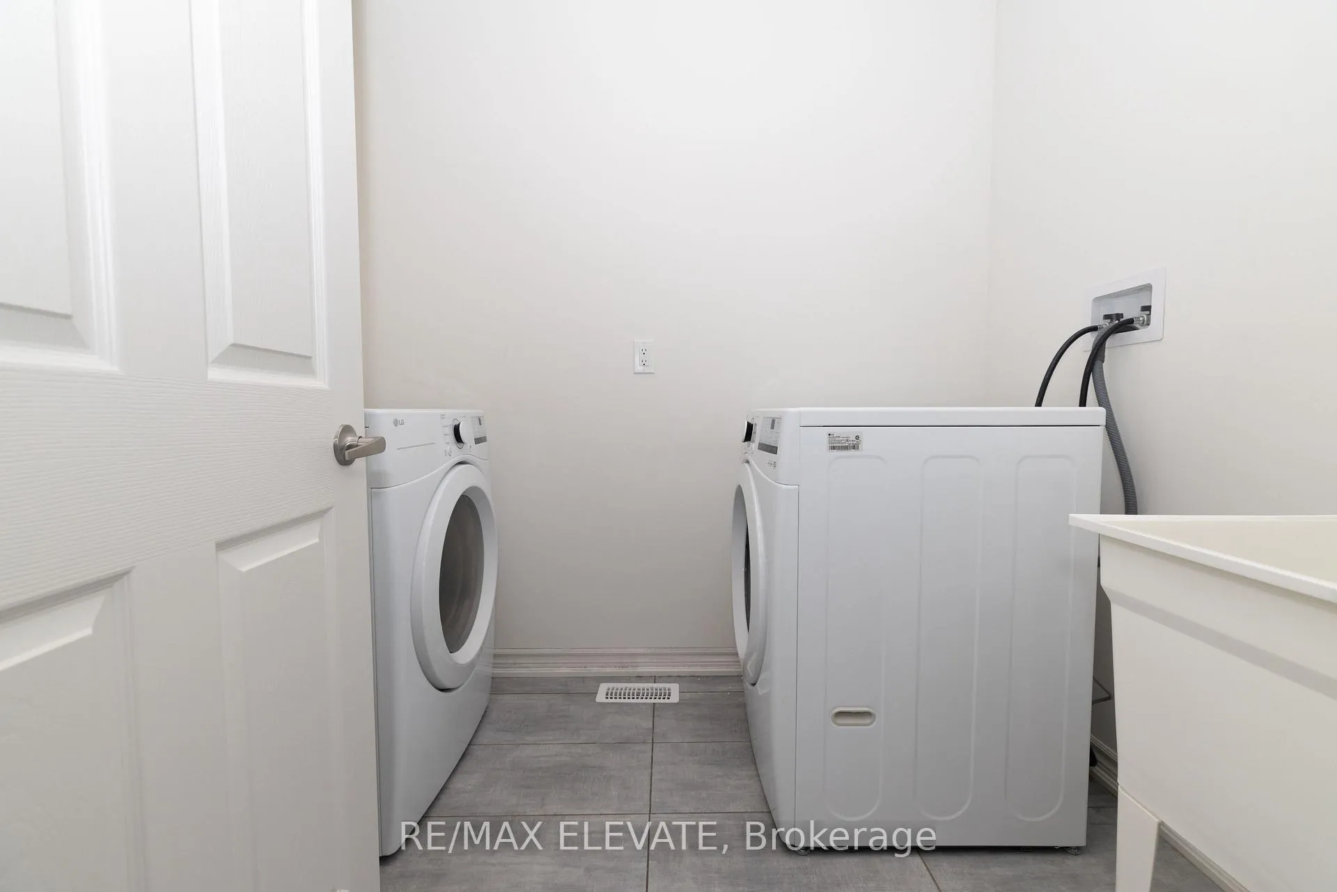 Photo 16 of 484 Trevor Street, Cobourg — HOMEH