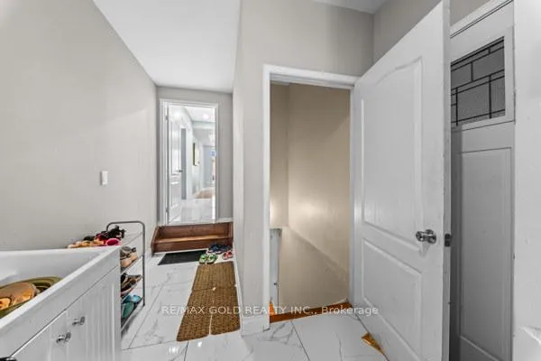 Photo 23 of 39 Trailhead Crescent, Brampton, Sandringham-Wellington — HOMEH