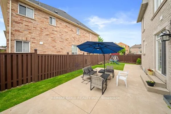 Photo 26 of 39 Trailhead Crescent, Brampton, Sandringham-Wellington — HOMEH