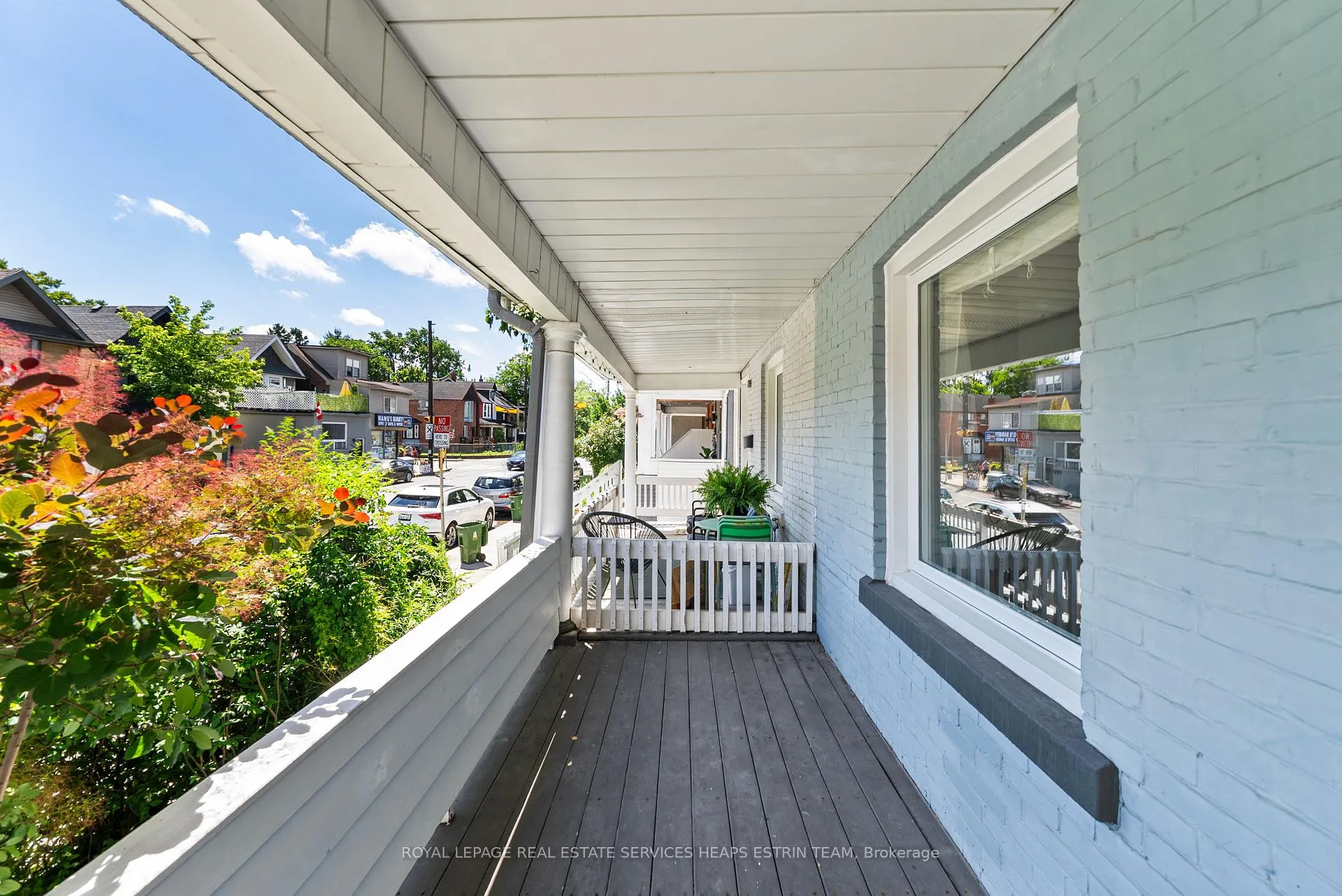 Photo 3 of 624 Pape Avenue, Toronto, North Riverdale — HOMEH