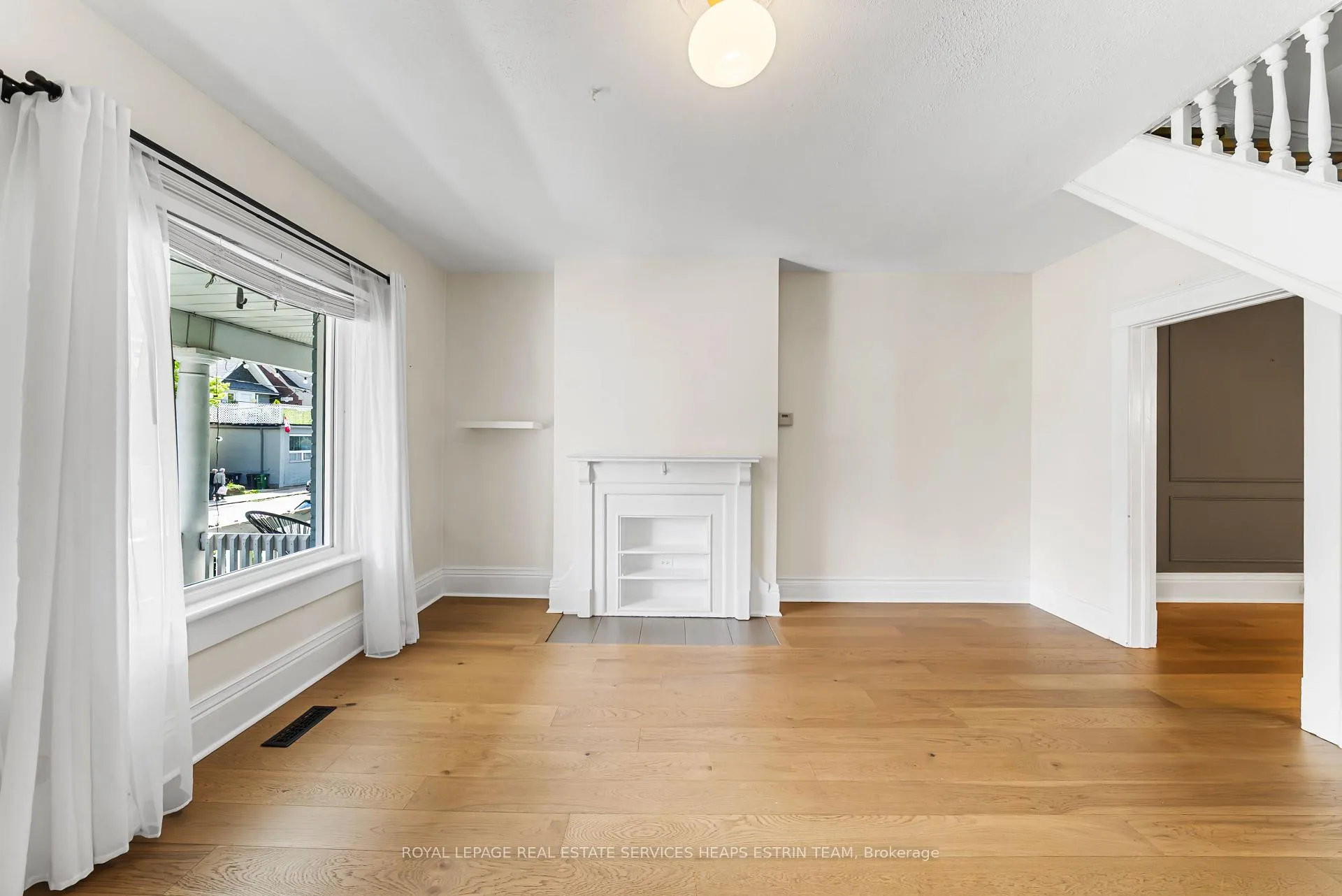 Photo 5 of 624 Pape Avenue, Toronto, North Riverdale — HOMEH