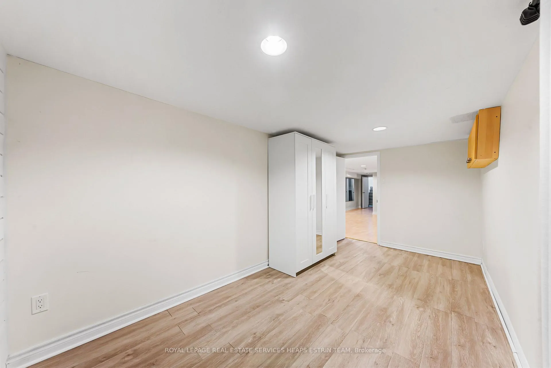 Photo 29 of 624 Pape Avenue, Toronto, North Riverdale — HOMEH