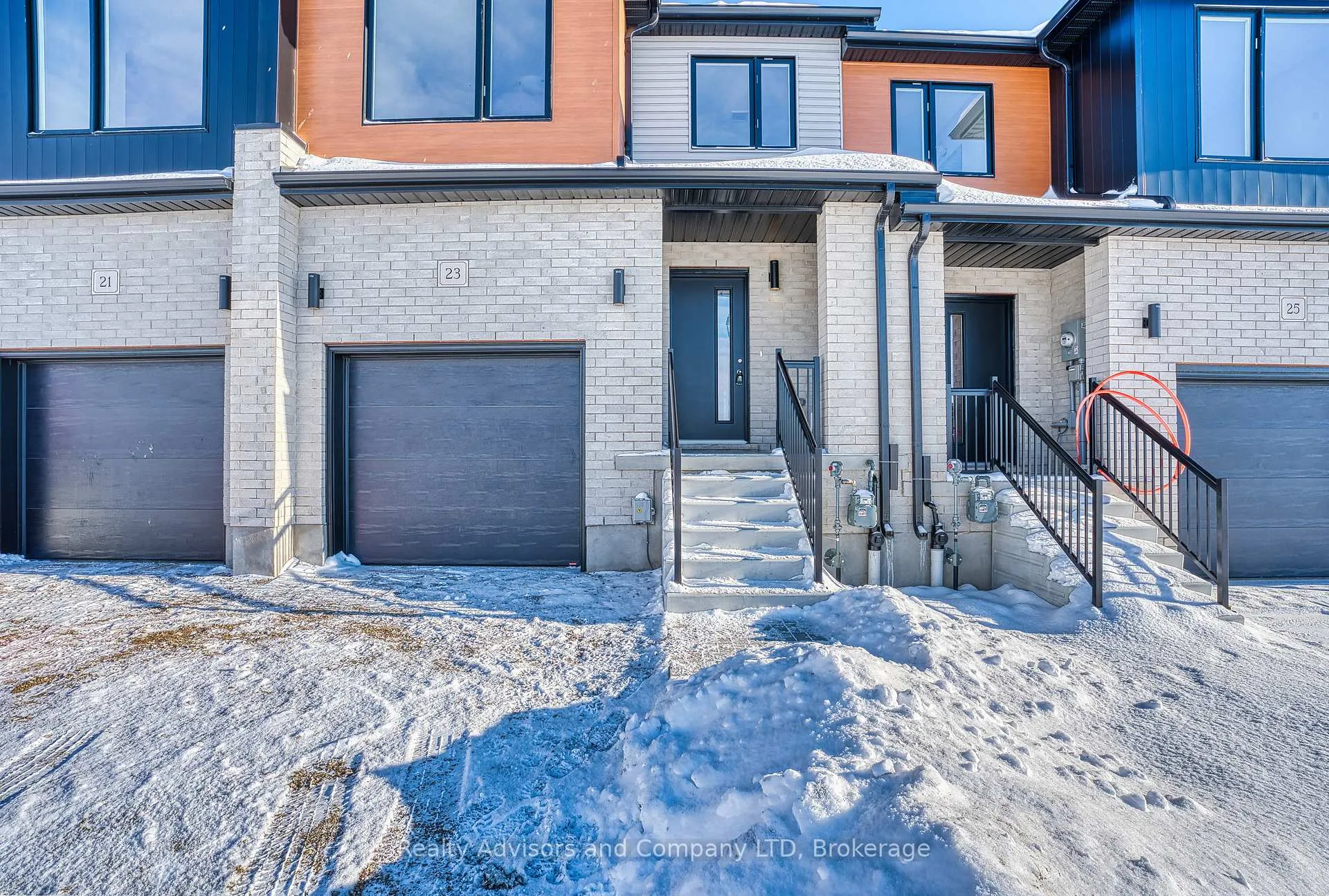 Photo 2 of 23 Becker Street, Stratford — HOMEH