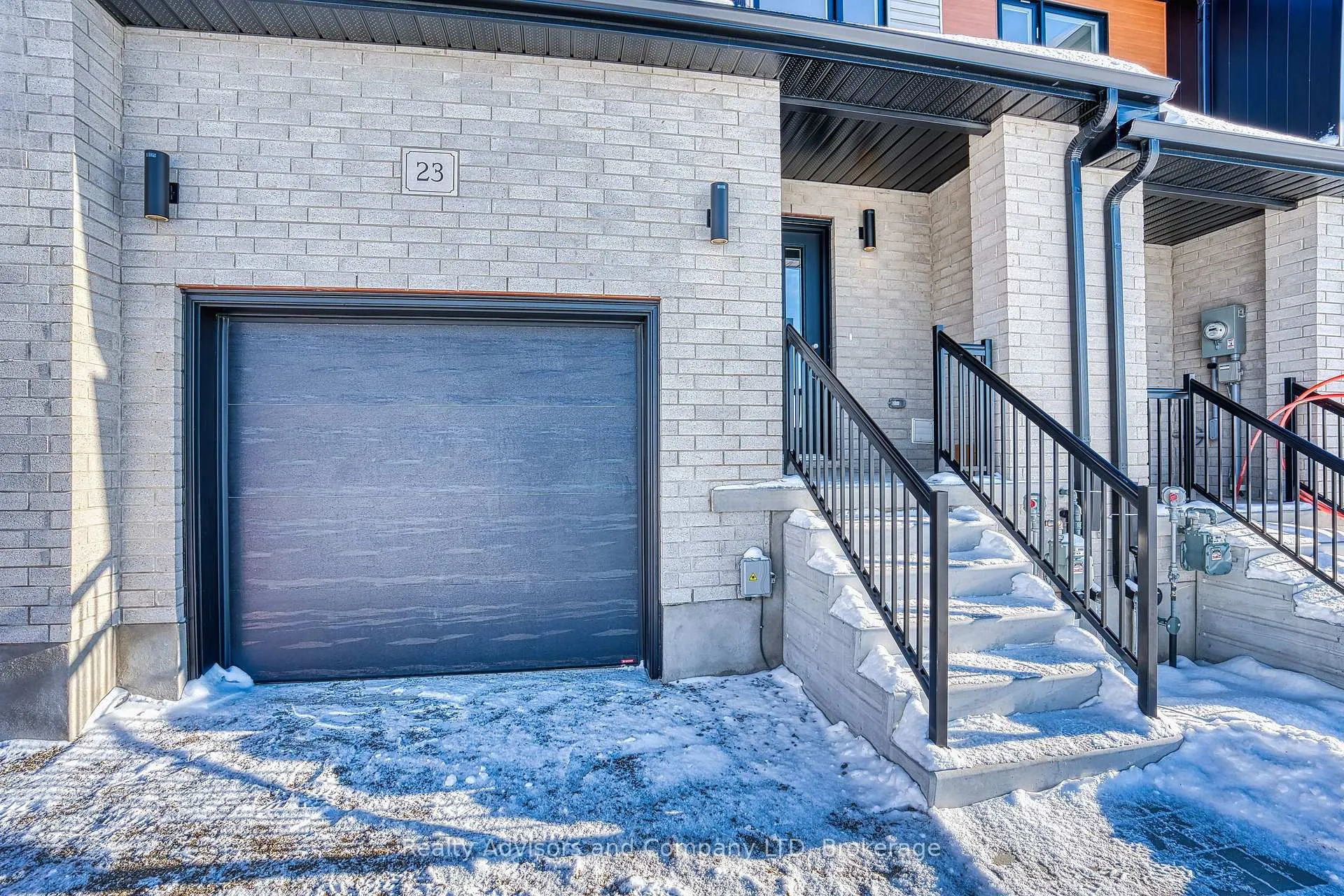 Photo 3 of 23 Becker Street, Stratford — HOMEH