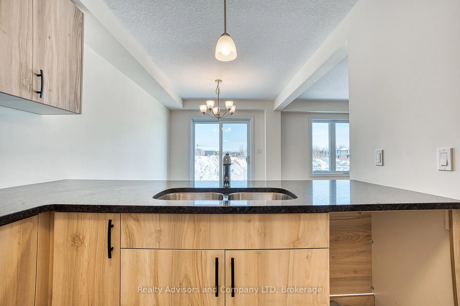 Photo 10 of 23 Becker Street, Stratford — HOMEH