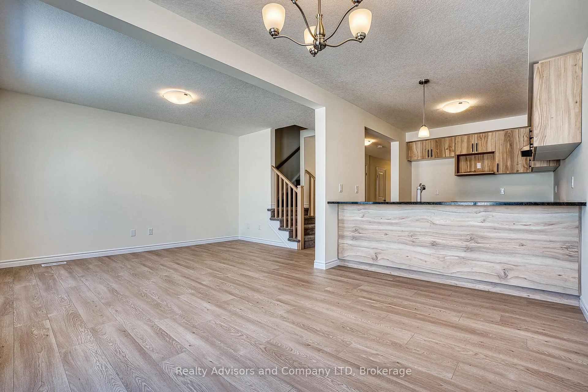 Photo 13 of 23 Becker Street, Stratford — HOMEH