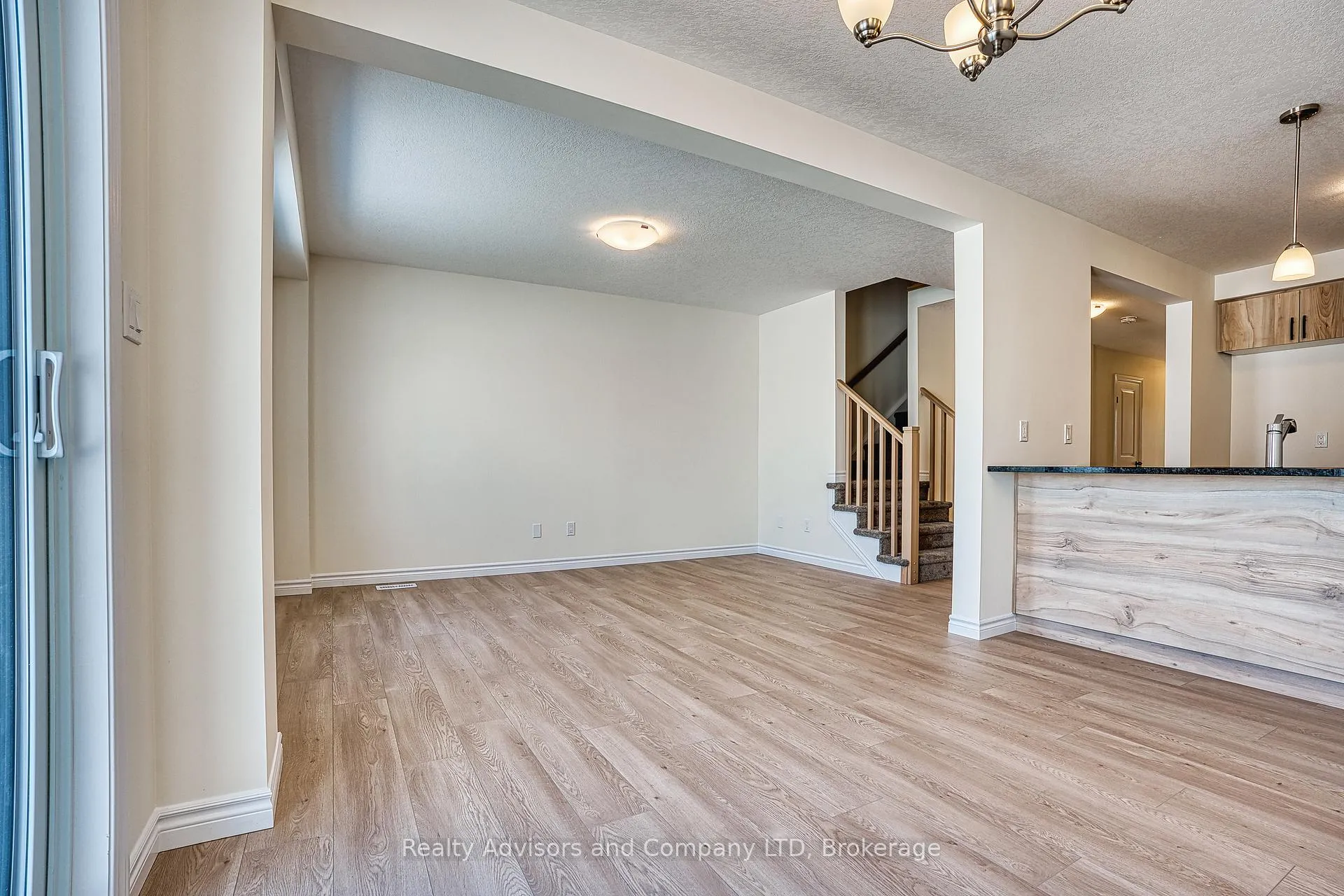 Photo 14 of 23 Becker Street, Stratford — HOMEH