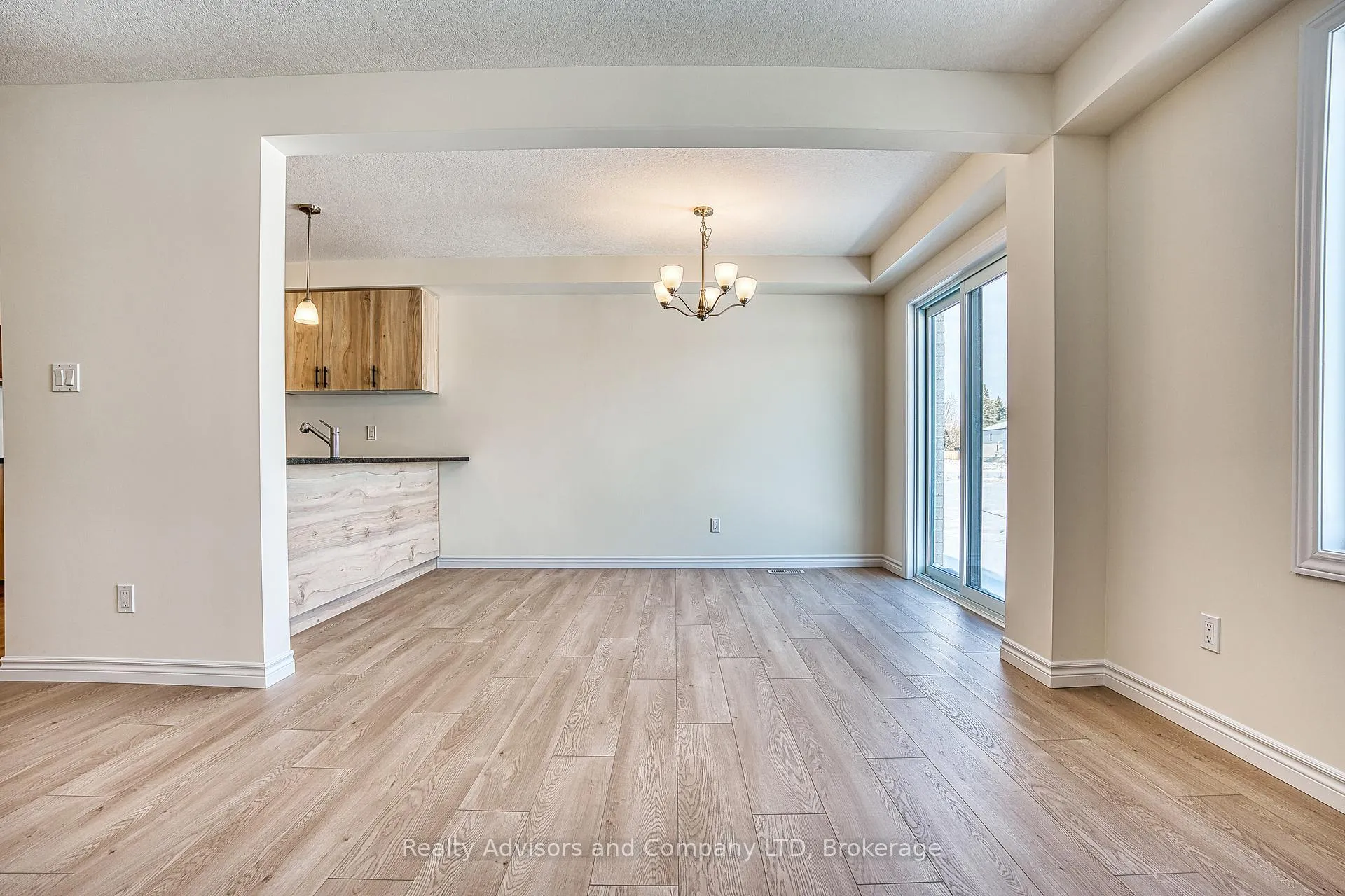Photo 16 of 23 Becker Street, Stratford — HOMEH