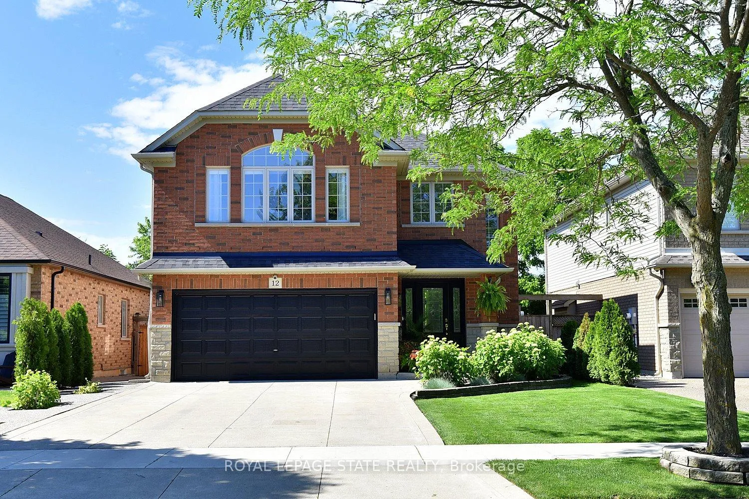 Photo 3 of 12 Wills Crescent, Hamilton, Binbrook — HOMEH