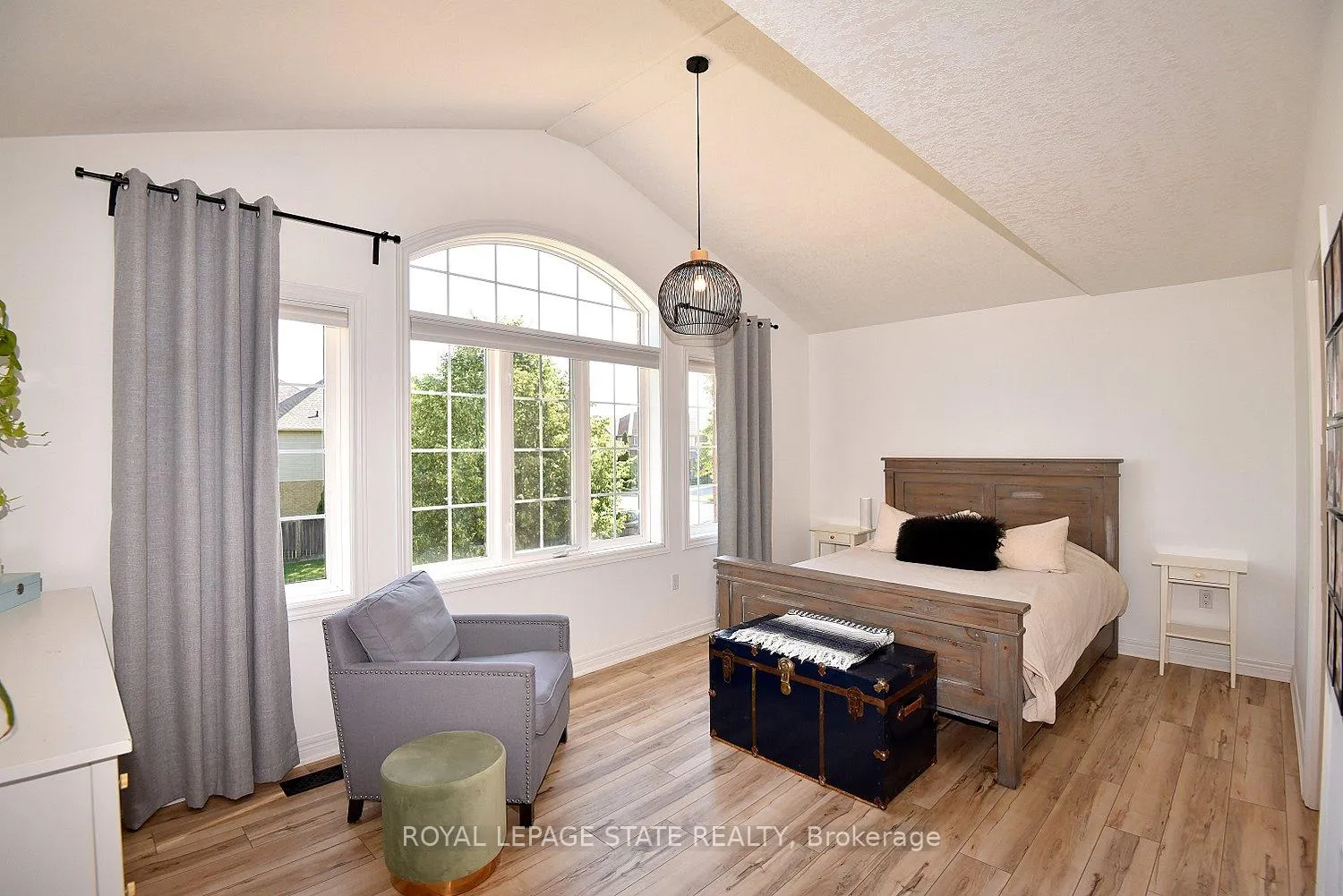 Photo 30 of 12 Wills Crescent, Hamilton, Binbrook — HOMEH