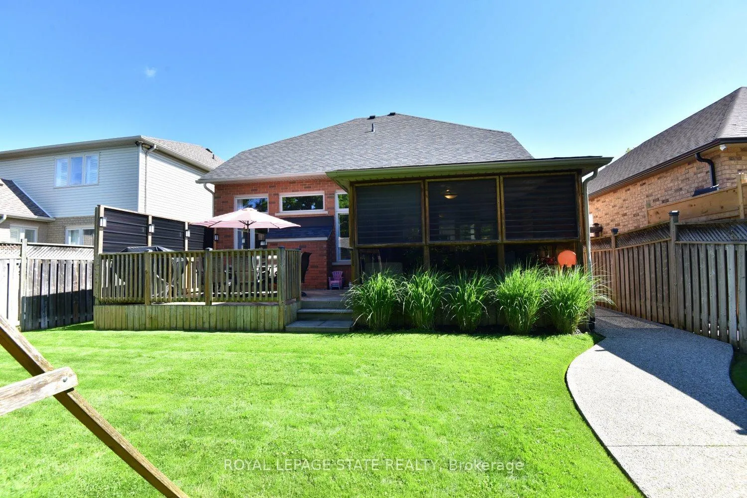 Photo 45 of 12 Wills Crescent, Hamilton, Binbrook — HOMEH