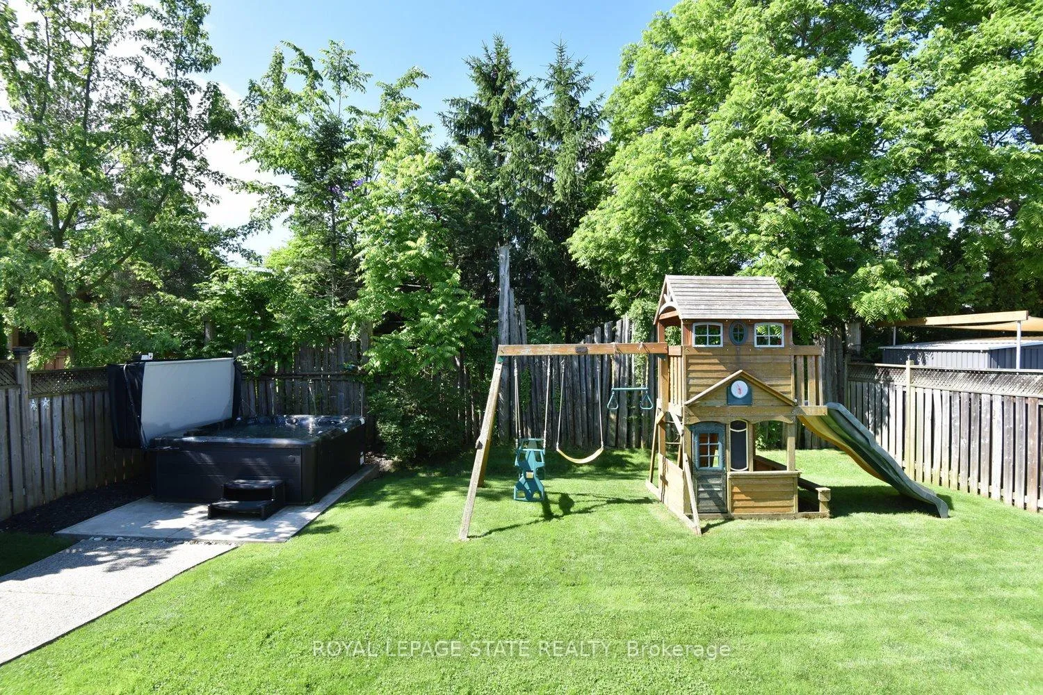 Photo 48 of 12 Wills Crescent, Hamilton, Binbrook — HOMEH