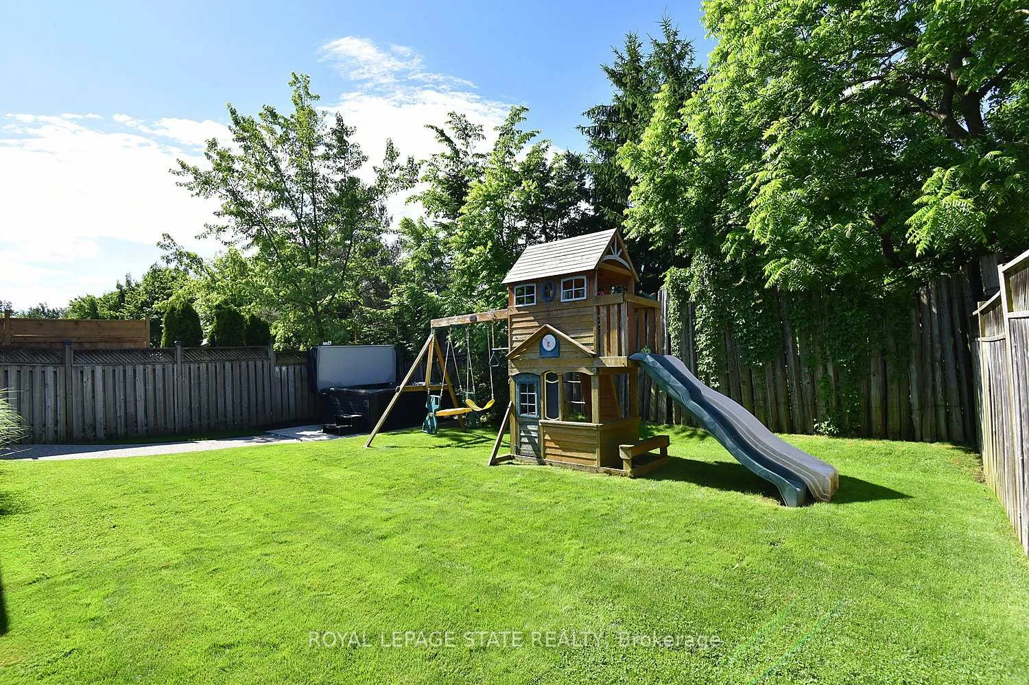 Photo 49 of 12 Wills Crescent, Hamilton, Binbrook — HOMEH