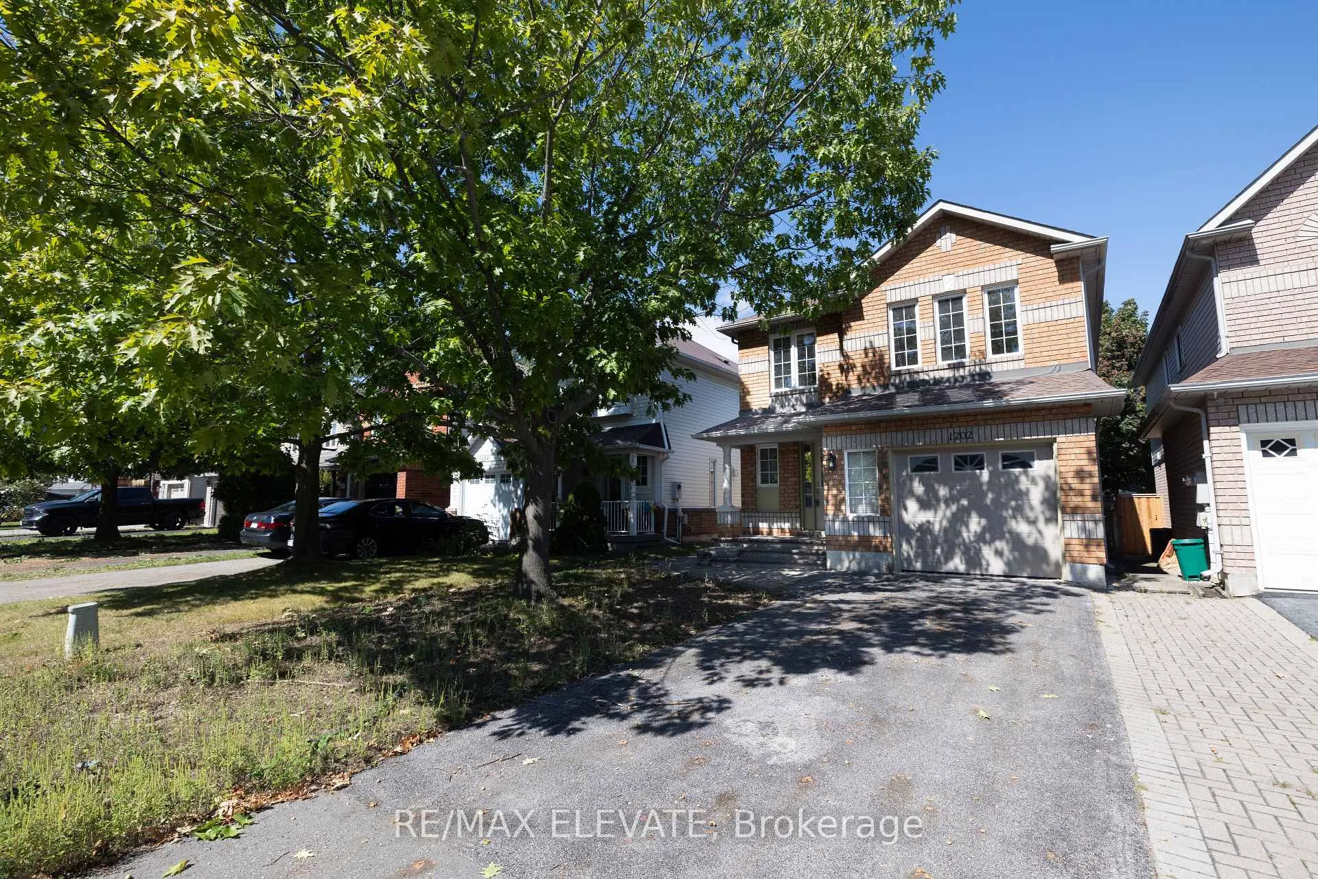 Photo 2 of 1202 Monica Cook Place, Pickering, Bay Ridges — HOMEH